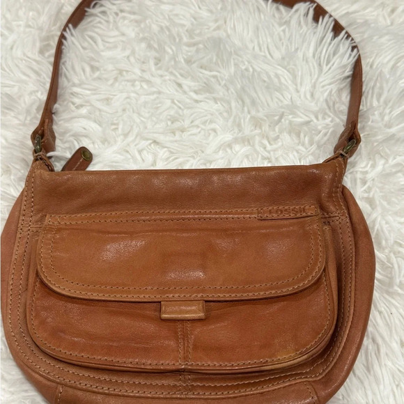 FOSSIL Vintage Leather
Shoulder Bag - Picture 1 of 15